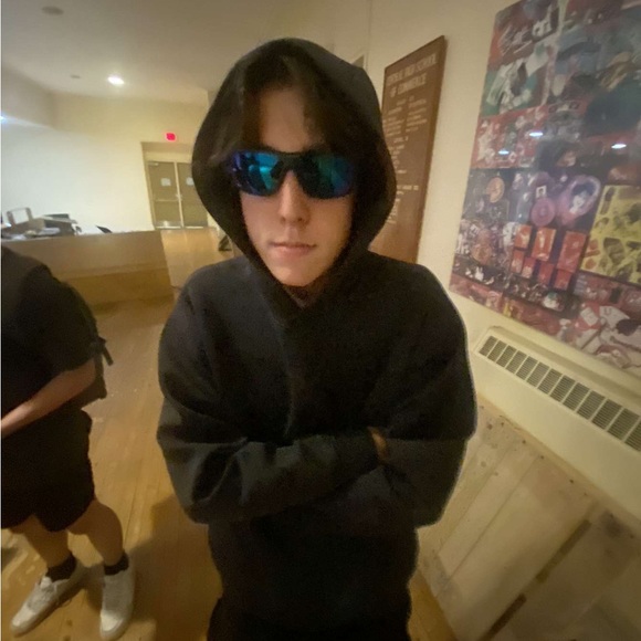 Meet your Posher, Tyler - Picture 1 of 1